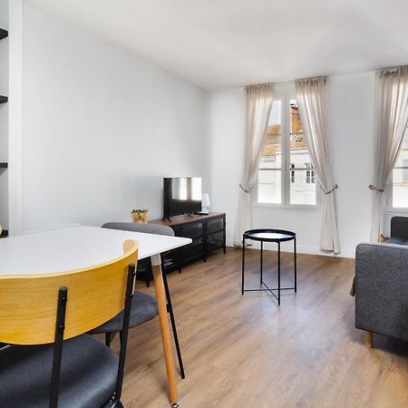 Alveo Apartment Fontainebleau Bagian luar foto